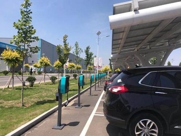 車樁比要從2.5:1提到1:1，國常會力挺的這個市場或?qū)⑻舸罅? />
						</div>
					</div>
					<div   id=